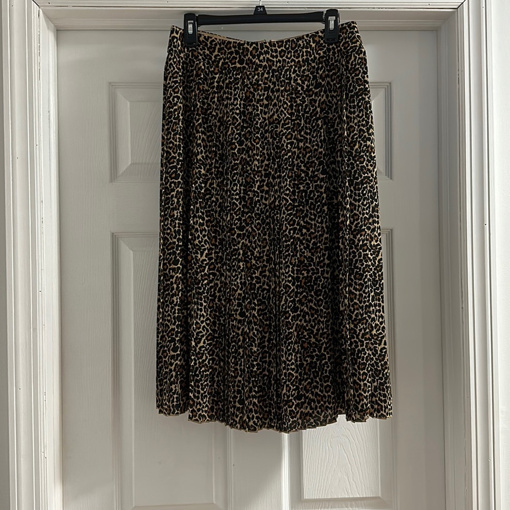 J. Crew cheetah print pleated midi skirt. Size 8.